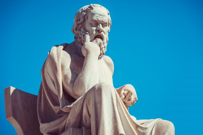 Socrate en penseur vue de face