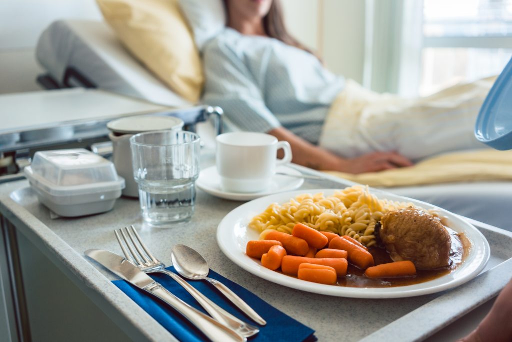 Plateau repas à l'hôpital