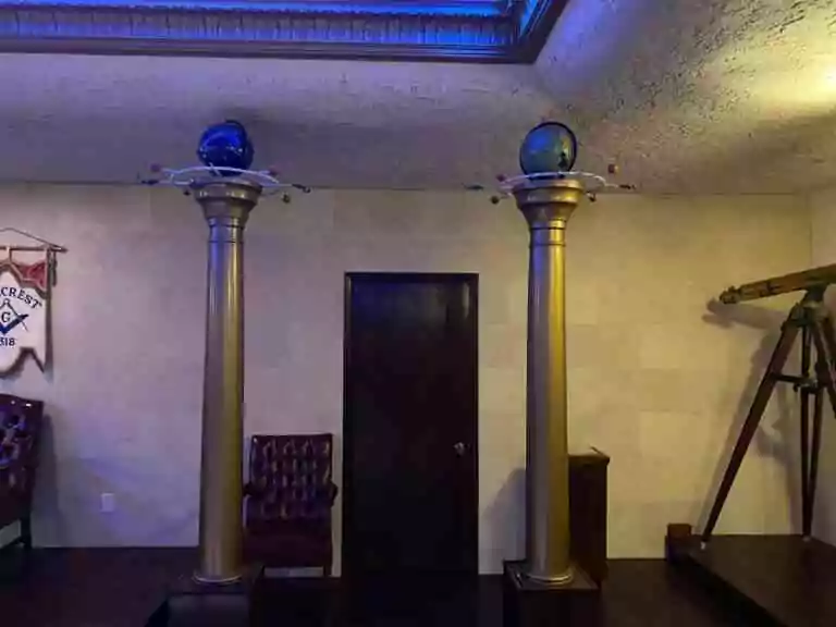 Colonnes du Temple de la Grande Loge du Texas - Crédit photo Franco Huard