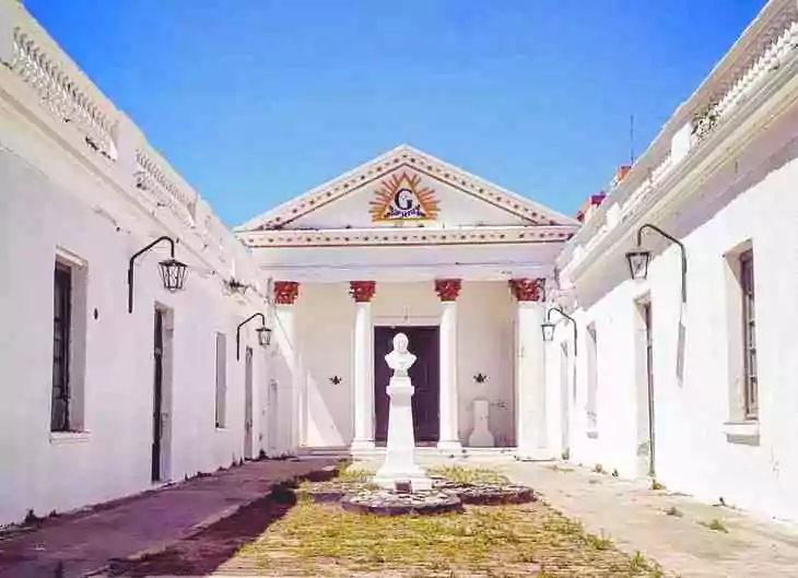 temple maçonnique de Saint Nicolas