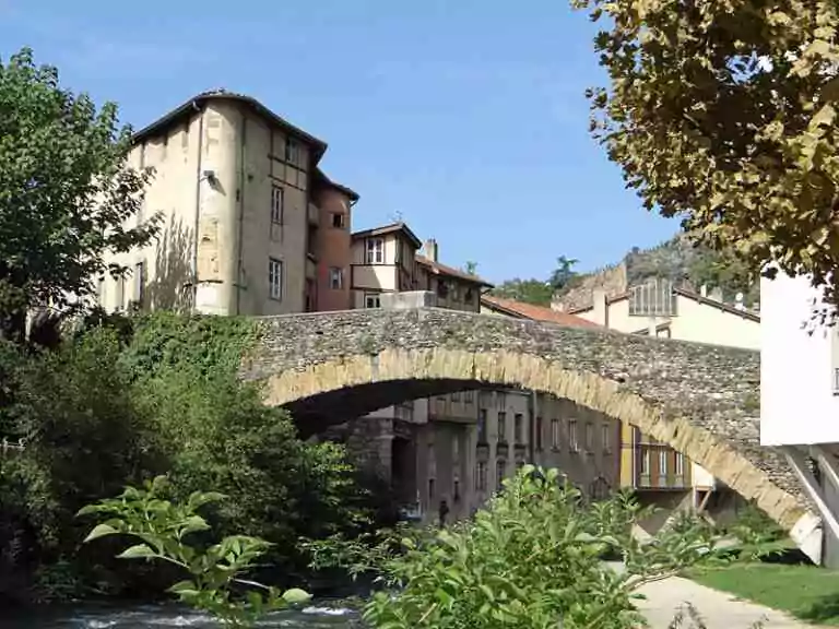 Wikipédia Pont Saint-Martin (Vienne) - Crédit photo Jacques Mossot