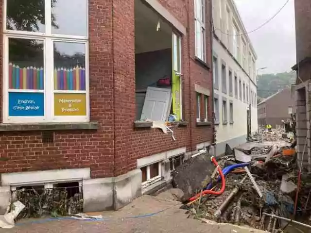 La Grande Loge Nationale Française fait un don de 10&nbsp;000&nbsp;€ à l’école communale d’Ensival