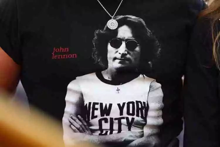 ITALIE&nbsp;: la franc-maçonnerie utilise John Lennon pour son assemblée générale avec «&nbsp;Donner une chance à la paix&nbsp;»