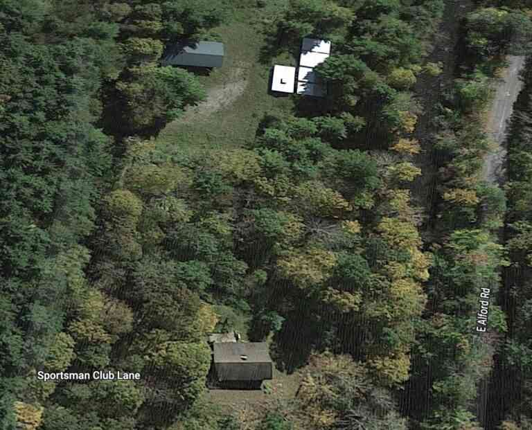 Les Francs-maçons demandent un permis pour faire revivre le club abandonné de West Stockbridge (USA) en tant que loge