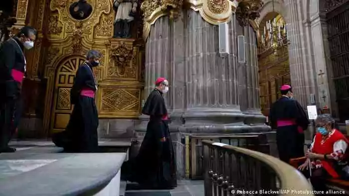 Antimaçonnisme&nbsp;: L&rsquo;infiltration maçonnique est-elle responsable de l&rsquo;apostasie généralisée du clergé catholique&nbsp;?