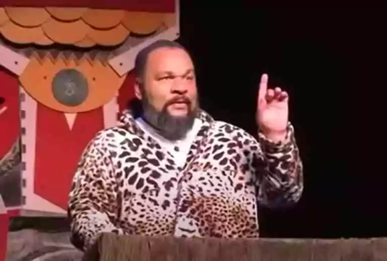 La dernière quenelle de Dieudonné à la Maçonnerie