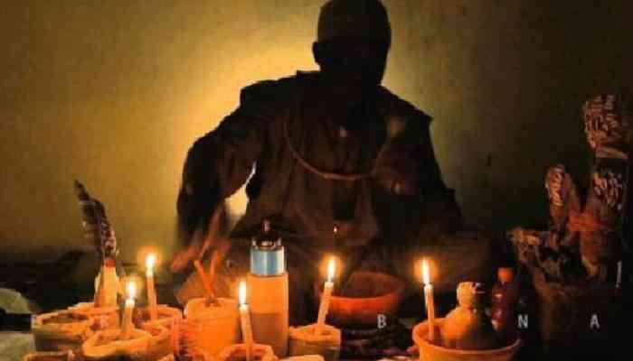 Initiation à la franc-maçonnerie et aux Illuminati avec le plus puissant et plus grand maître marabout, le plus compétent médium et voyant Papa Kayassi