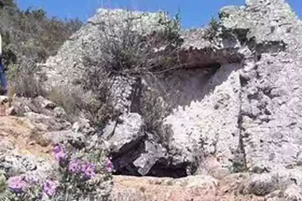 La pyramide de Falicon et la grotte du ratapignata&nbsp;: Temple maçonnique ou pas&nbsp;?