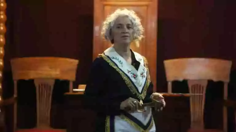 Franc-maçonnerie féminine&nbsp;: «&nbsp;ce n&rsquo;est pas une institution de cloître, mais citoyenne et civique&nbsp;»