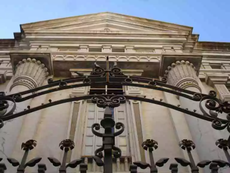 Tour du monde des Temples maçonniques importants – détails et images