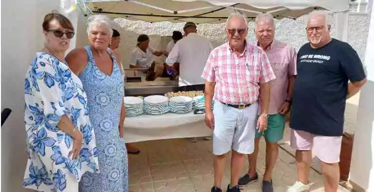 Costa Blanca collecte des fonds pour des associations caritatives de banques alimentaires