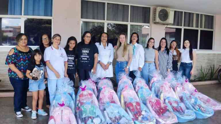 Les maçons brésiliens offrent des kits pour bébés