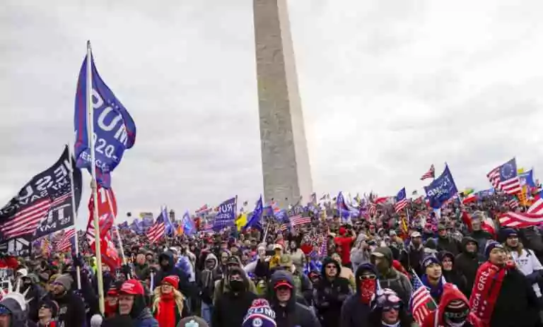L’un des plus grands partisans de Trump veut que le monument de Washington soit démoli