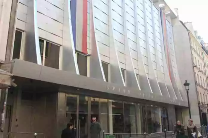 Façade du Grand Orient de France, Paris