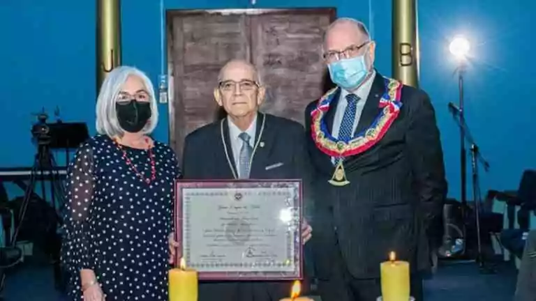 La Grande Loge du Chili rend hommage à Maximiliano Díaz Soto