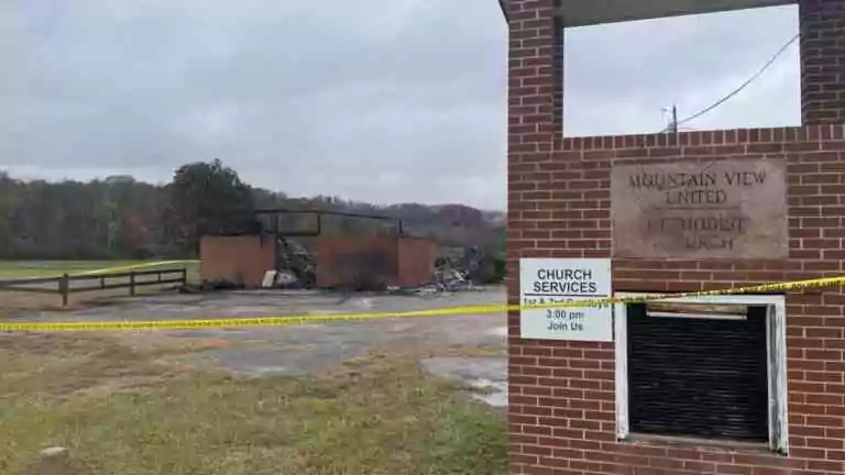 Incendie criminel d&rsquo;un Temple maçonnique