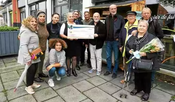 À Vannes, la fondation du Grand Orient de France a remis 7 500 € au restaurant associatif Ty Colibri