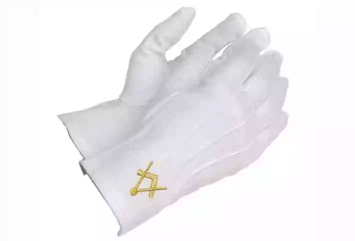 Porter (ou pas) des gants blancs en Franc-maçonnerie&nbsp;?