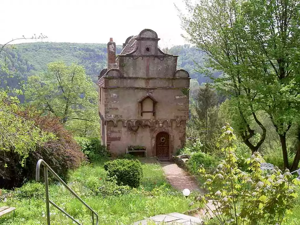 Maison des Païens, La Petite-Pierre – Glossaire de la franc-maçonnerie 450.fm