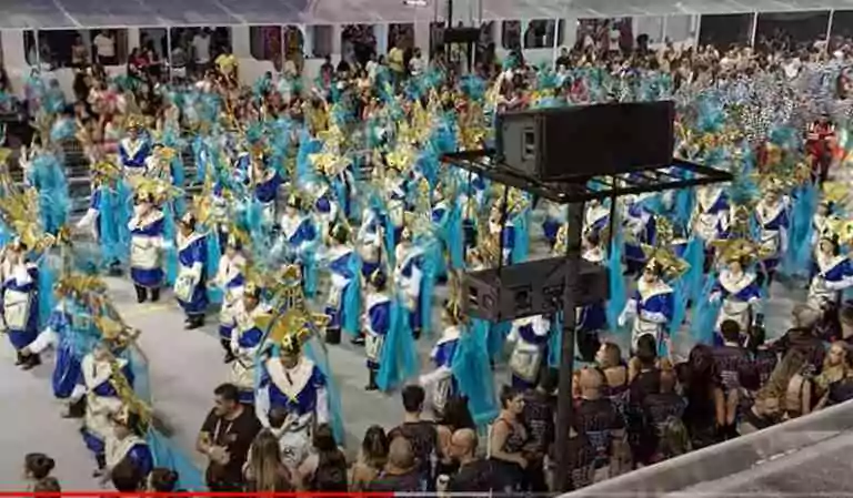 Carnaval de Sao Paulo&nbsp;: L’école de samba « Unidos de Vila Maria » rend hommage aux francs-maçons