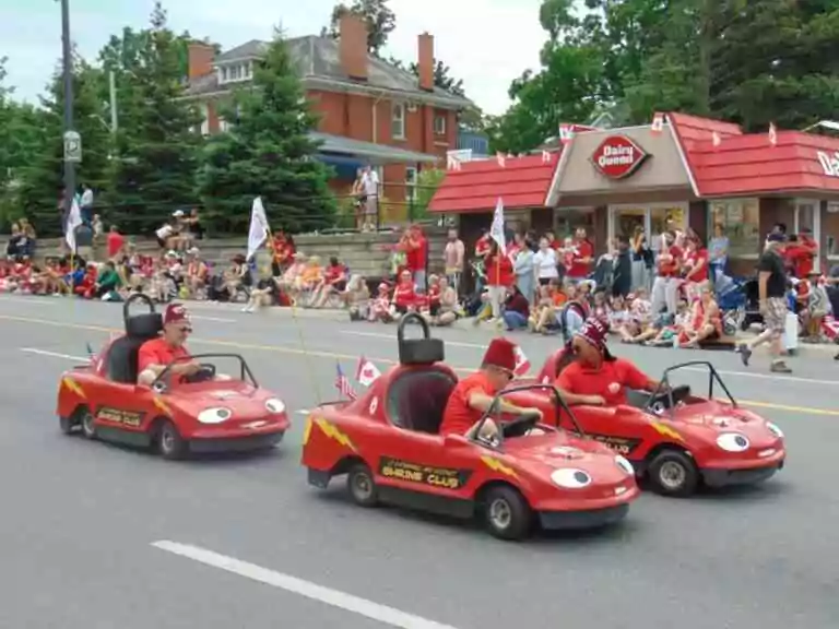 Les Shriners célèbrent 50 ans, des décennies à redonner à Cambridge