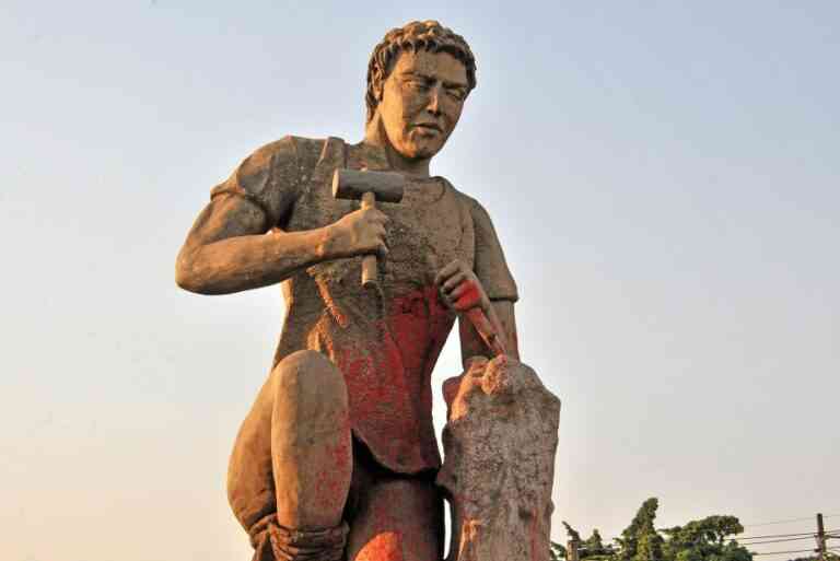 Vandalisme sur le monument maçonnique de Campo Grande