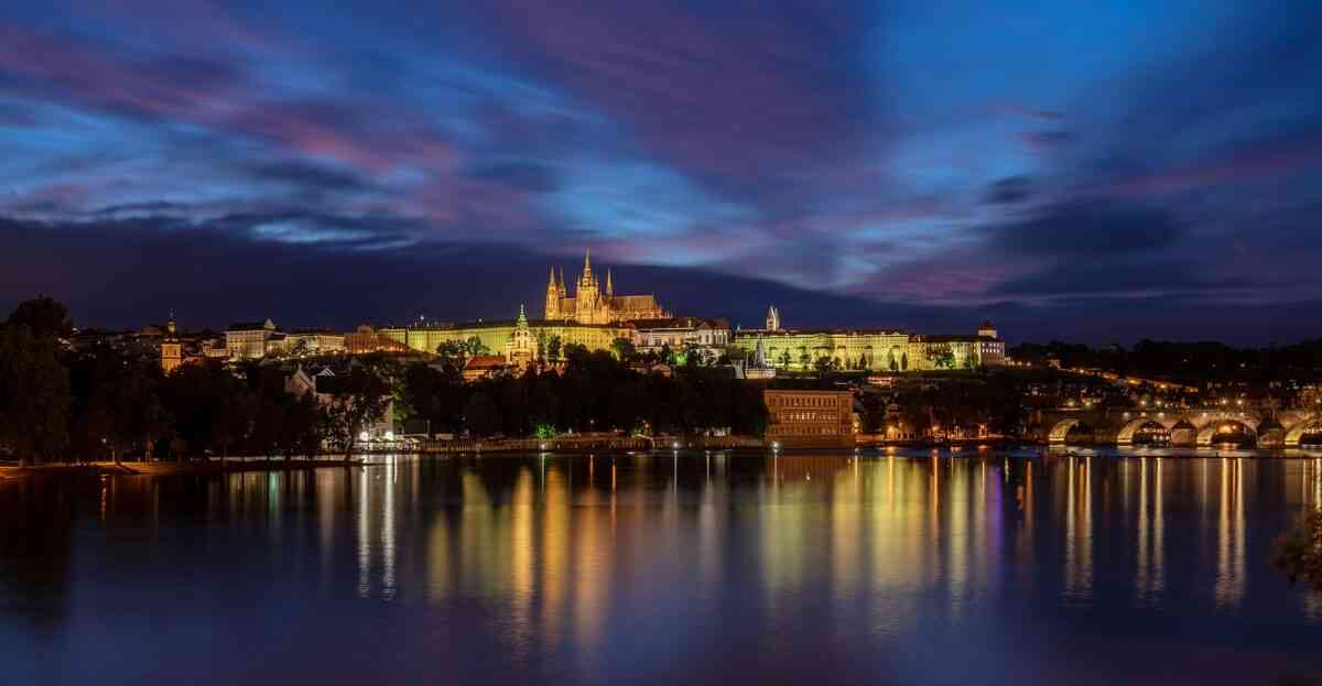 Praga Masonica, Prague