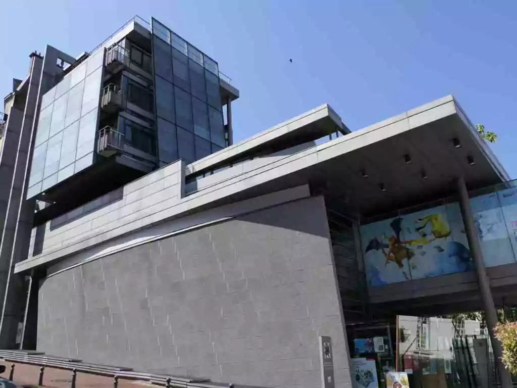 Musée Français de la Carte à Jouer, à Issy-les-Moulineaux (92).