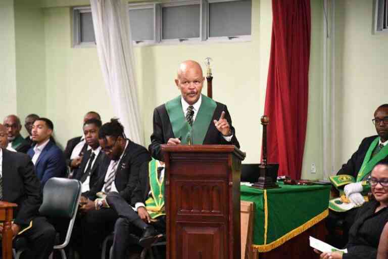 Démystifier la franc-maçonnerie en Jamaïque