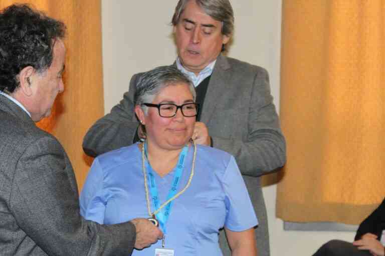 La Grande Loge du Chili – Juridiction « Santiago Centro Alfa » rend hommage aux fonctionnaires du domaine de la santé