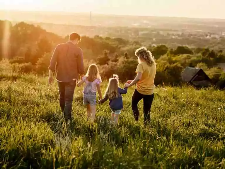 La famille, premier miroir de l’humanité