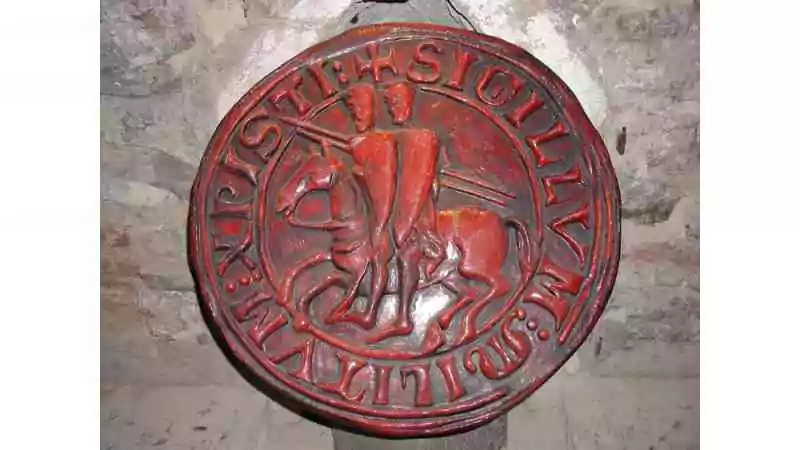 Lumières de Chartres : Le secret alchimique des bâtisseurs dévoilé…