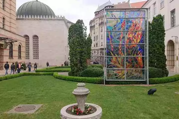 Synagogue Dohány, Budapest – Glossaire de la franc-maçonnerie 450.fm