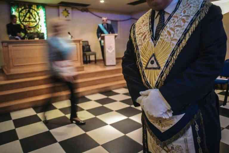 La criminalité maçonnique au XIXe siècle à travers deux exemples