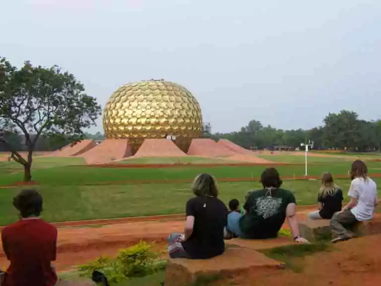Le Matrimandir, centre et lieu de méditation d'Auroville.