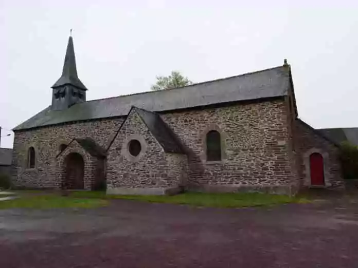 L’église dite du Graal de Tréhorenteuc, en Brocéliande