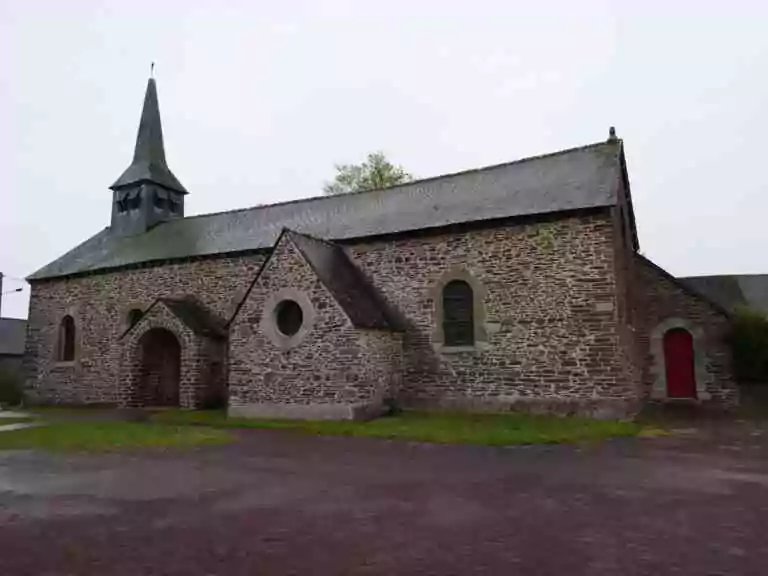 L’église dite du Graal de Tréhorenteuc, en Brocéliande