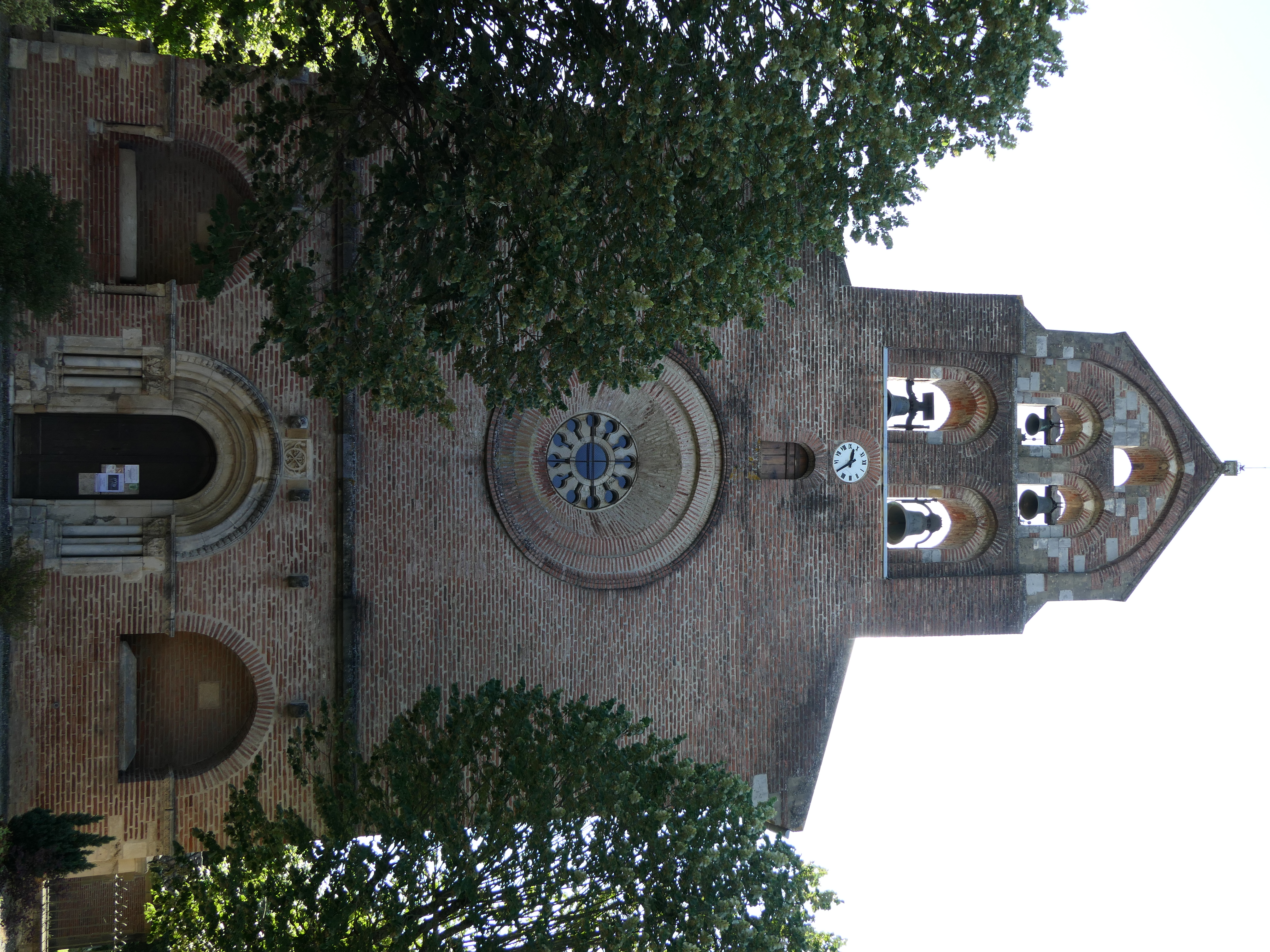 Église templière de Montsaunès – Glossaire de la franc-maçonnerie 450.fm