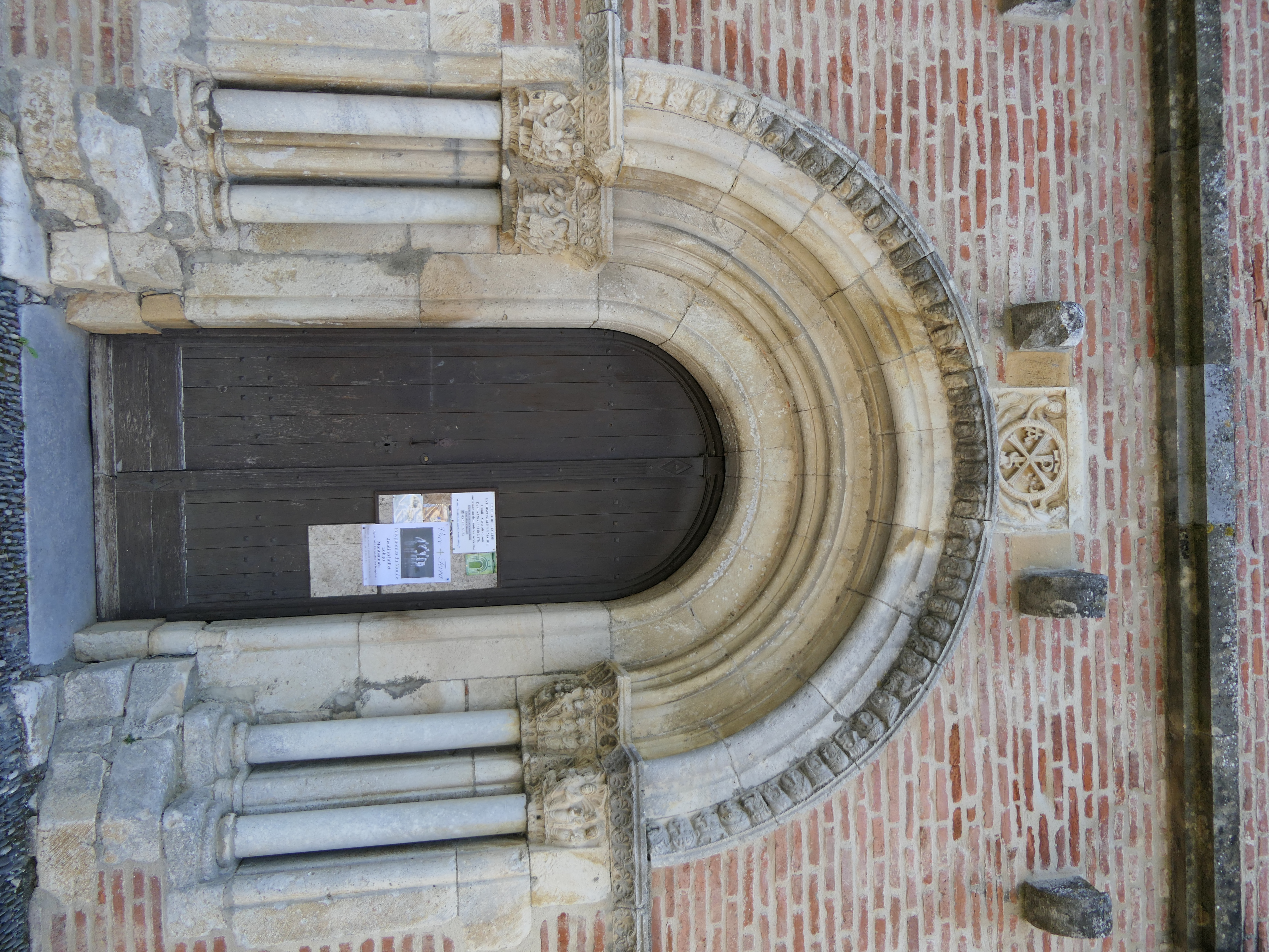 Église templière de Montsaunès – Glossaire de la franc-maçonnerie 450.fm
