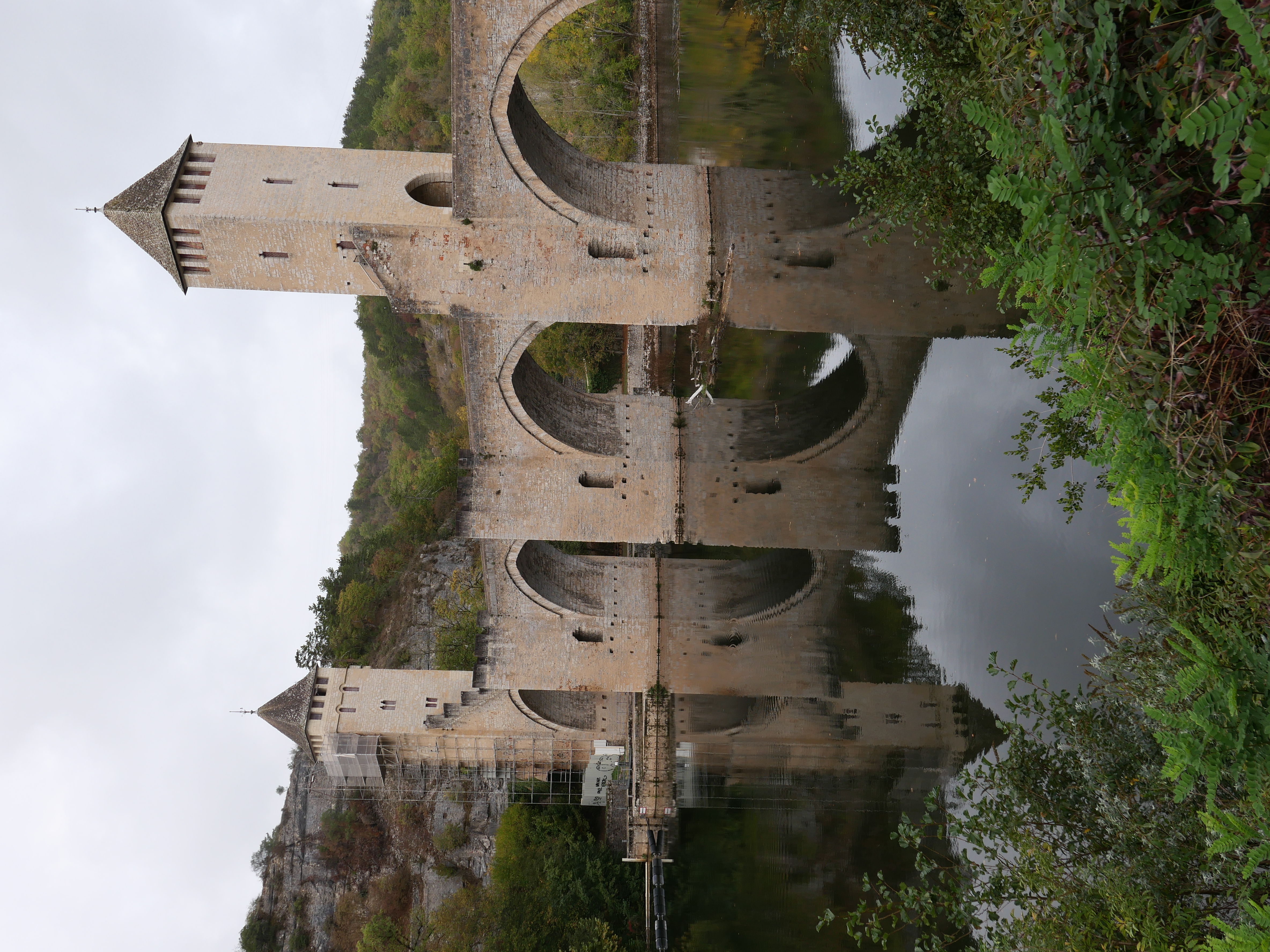 Pont Valentré, Cahors – Glossaire de la franc-maçonnerie 450.fm