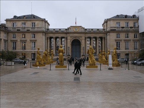 Palais Bourbon, cour d'honneur