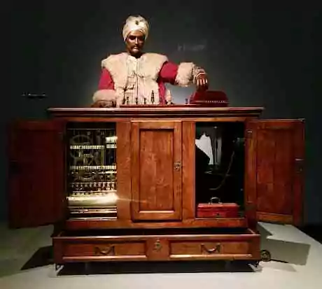 Turc mécanique. Faux automate du XVIIè siècle qui prétendait savoir jouer aux cartes