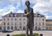 La démocratie… Monsieur de Tocqueville…