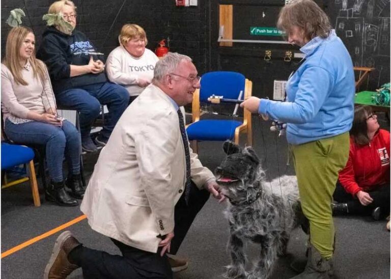 Les Francs-maçons accordent une subvention importante de 60 000 £ pour soutenir les jeunes
