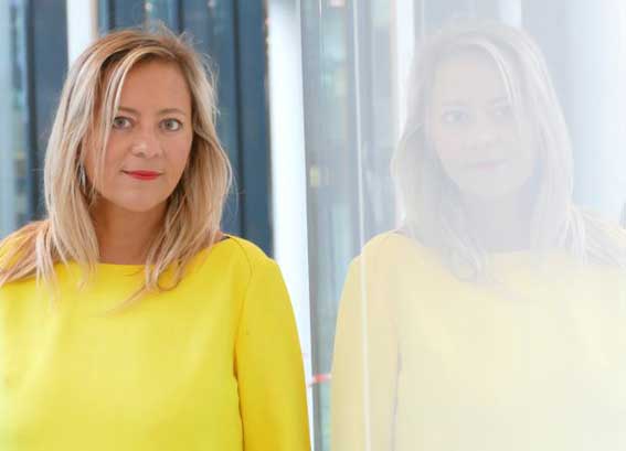 Portrait-Karine-Delliere