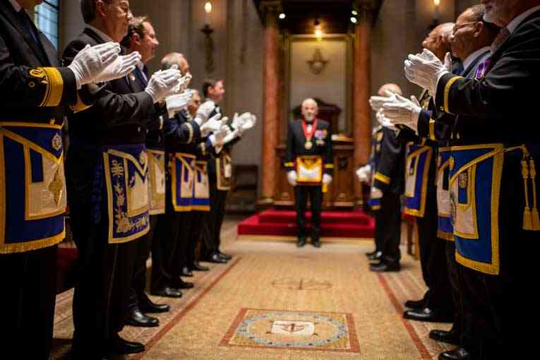 B comme Batterie en Franc-maçonnerie