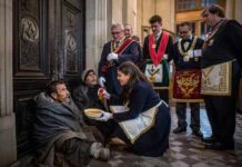 Partageons nos troncs de la veuve et nos comptes bancaires