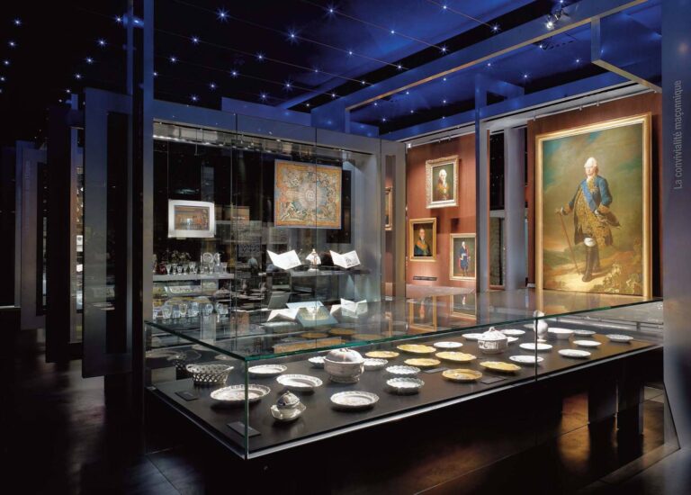 L’exposition «&nbsp;Tracés de Lumière de l’Initiation&nbsp;» au musée de la franc-maçonnerie