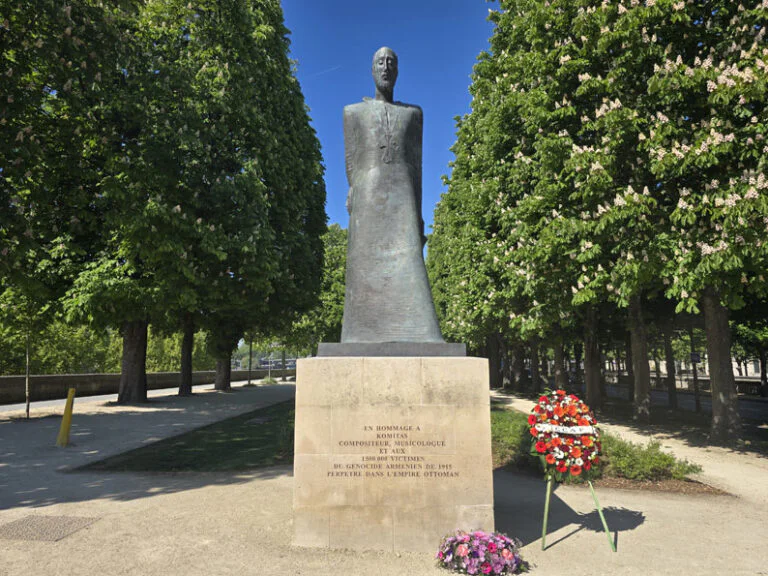 Le GODF devant Komitas pour faire du génocide arménien une mémoire de vérité et de vigilance