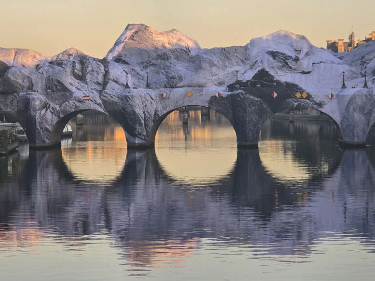 JR au Pont-Neuf, la caverne comme passage initiatique